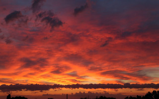 Sunset red sky clouds field - colorful cloud free wallpaper
