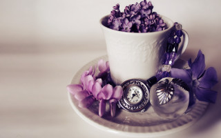 Flower clock plate dress gear - a flower arrangement free wallpaper