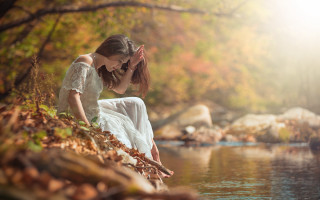 Woman white dress river fall - cinematic photography free wallpaper