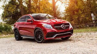 Red mercedes digital rendering ground - an gyeon free wallpaper for desktop