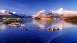 Lake mountains people boat landscape - a few person free wallpaper