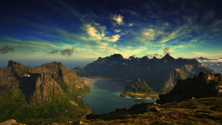Mountain lake clouds landscape city - a few mountain free wallpaper