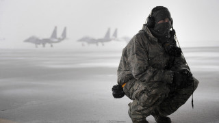 Camouflage man snow jet plane - winter free wallpaper for desktop