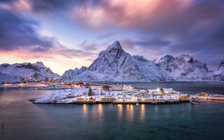 Snowy mountain village pier cloudy - a snowy mountain range free wallpaper
