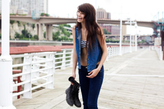 Woman pier shoes hat smile - aramenta dianthe vail free wallpaper for desktop