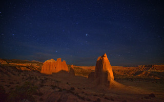 Desert starry sky rocks night - alson s. clark free wallpaper