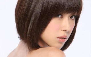 Woman brown bob bangs precisionism - short free wallpaper for desktop