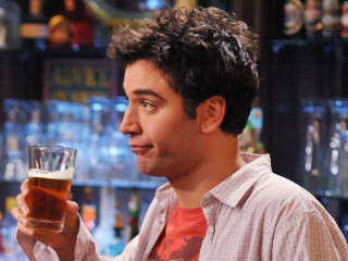 Man holding beer smiling renaissance - ed benedict free wallpaper