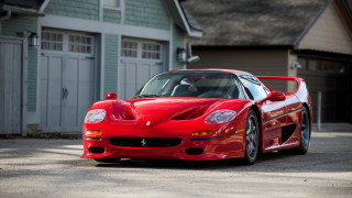 Red sports car house garage - a car in front free wallpaper