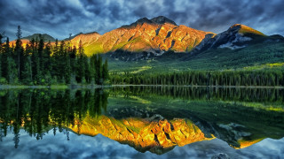 Mountain lake forest cloudy sky 7 - a cloudy sky above free wallpaper