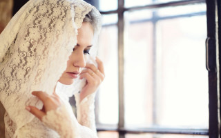 Wedding dress woman window veil - her head and a hand free wallpaper