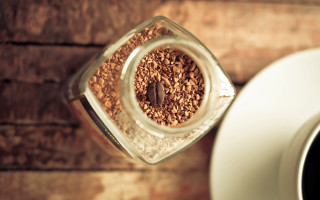 Blender nuts seeds wooden table - clara peeters free wallpaper
