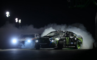 Car monstertruck night smoke fullmoon - free new year wallpaper