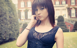 Woman black dress phone cityscape 2 - portrait photography free wallpaper