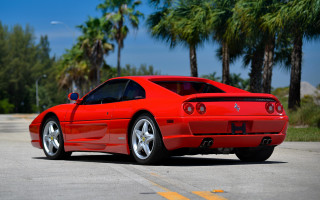 Red sports car palm trees 4 - bernardo cavallino free wallpaper