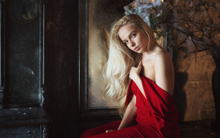 Woman red dress window flowers - a ledge next free wallpaper