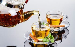 Tea pour cinnamon mint glass - a cup of tea free wallpaper