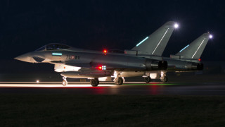 Jet plane runway night lights - viennese actionism free wallpaper