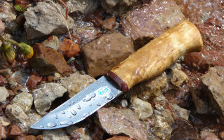Knife rock water droplets wooden - primitivism free wallpaper