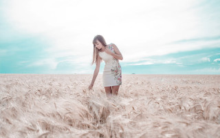 Woman wheat field cellphone sky - andor basch free wallpaper