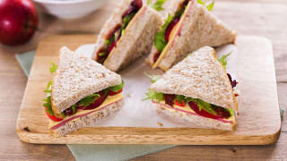 Cut sandwich apple bowl wooden - cutting free wallpaper
