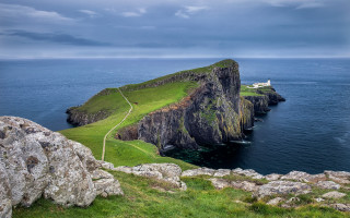 Lighthouse rocky cliff ocean tilt - david paton free wallpaper