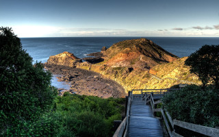 Stairway beach mountain water city - a stairway free wallpaper