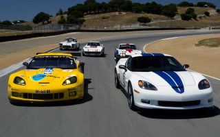 Race track cars sunny tilt - a line free wallpaper