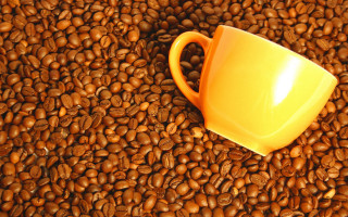 Yellow coffee cup coffee beans 2 - coffee bean free wallpaper