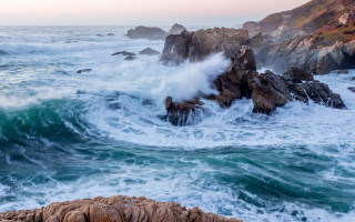Large wave rocks ocean sunset - the rock free wallpaper