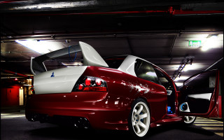 Red car trunk open parking - redshift free wallpaper