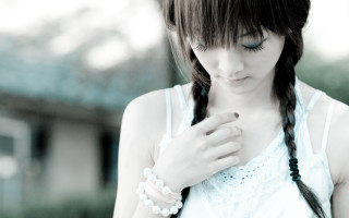 Woman braid cellphone white shirt - a bracelet free wallpaper