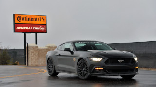 Gray mustang restaurant rainy cobra - a black car free wallpaper