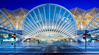 Large building curved roof city - architecture free wallpaper