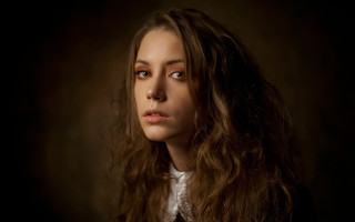 Elina karimova portrait serious longhair - serious free wallpaper for desktop