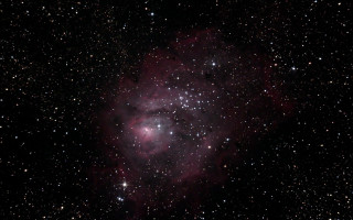 Large star red nebula space - free new year wallpaper