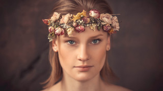 Woman flowercrown serious portrait photorealistic - a flower crown free wallpaper