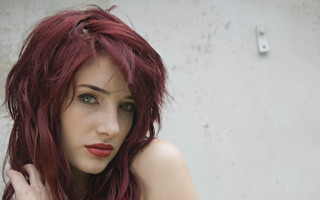 Redhair greeneyes portrait lipstick longhair - green eye free wallpaper