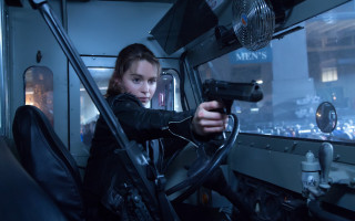 Woman gun vehicle city night - vfx free wallpaper for desktop