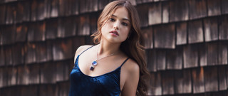 Woman blue dress wooden wall - a wooden wall behind her free wallpaper