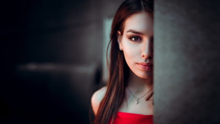 Elina karimova portrait brown eyes 2 - a wall free wallpaper for desktop