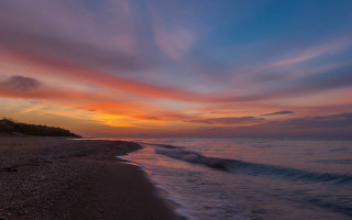 Sunset beach lighthouse waves cloudy - wave free wallpaper