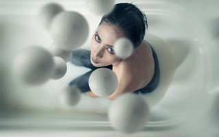 Flying woman balls 3d sculpture - daphne mcclure free wallpaper