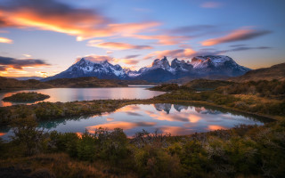 Lake mountains sunset clouds reflection 2 - a sunset in the background free wallpaper