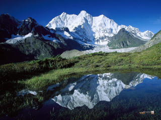 Mountain lake grass foreground scenery - filter free wallpaper