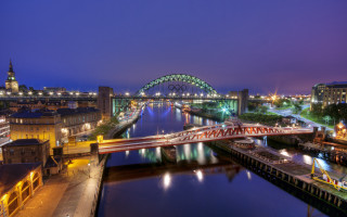 Night cityscape bridge river lights - a bridge over a river free wallpaper