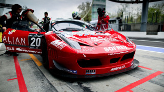 Red sports car multiple people - ray free wallpaper