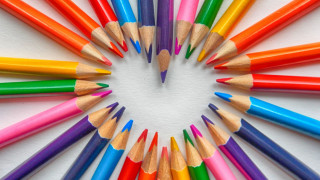 Colored pencils circle childs drawing 2 - a childs drawing free wallpaper