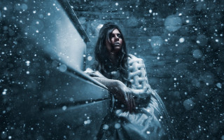 Snow woman white dress aurora - something free wallpaper