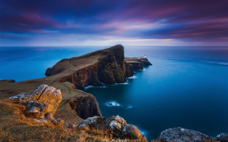Large water cliff beach lighthouse - a cliff free wallpaper for desktop
